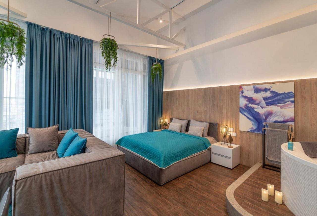 Stylish 1 Bedroom Studio Near Most City Dnipro Eksteriør bilde