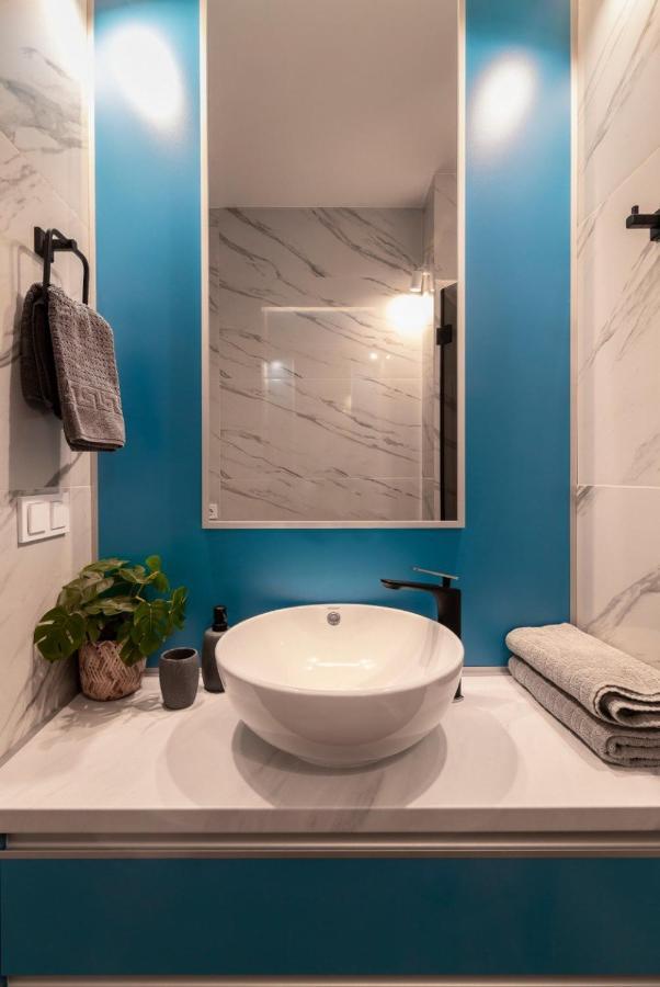 Stylish 1 Bedroom Studio Near Most City Dnipro Eksteriør bilde