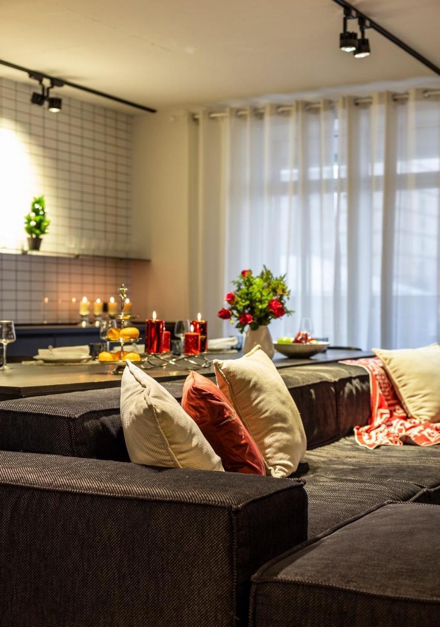 Stylish 1 Bedroom Studio Near Most City Dnipro Eksteriør bilde